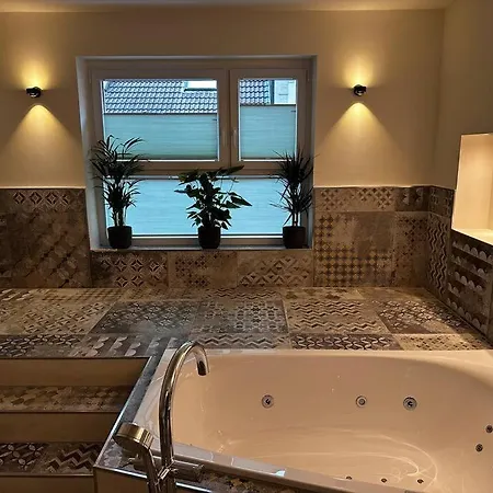 Ferienwohnung Mit Whirlpool Und Sauna * Mülheim an der Ruhr